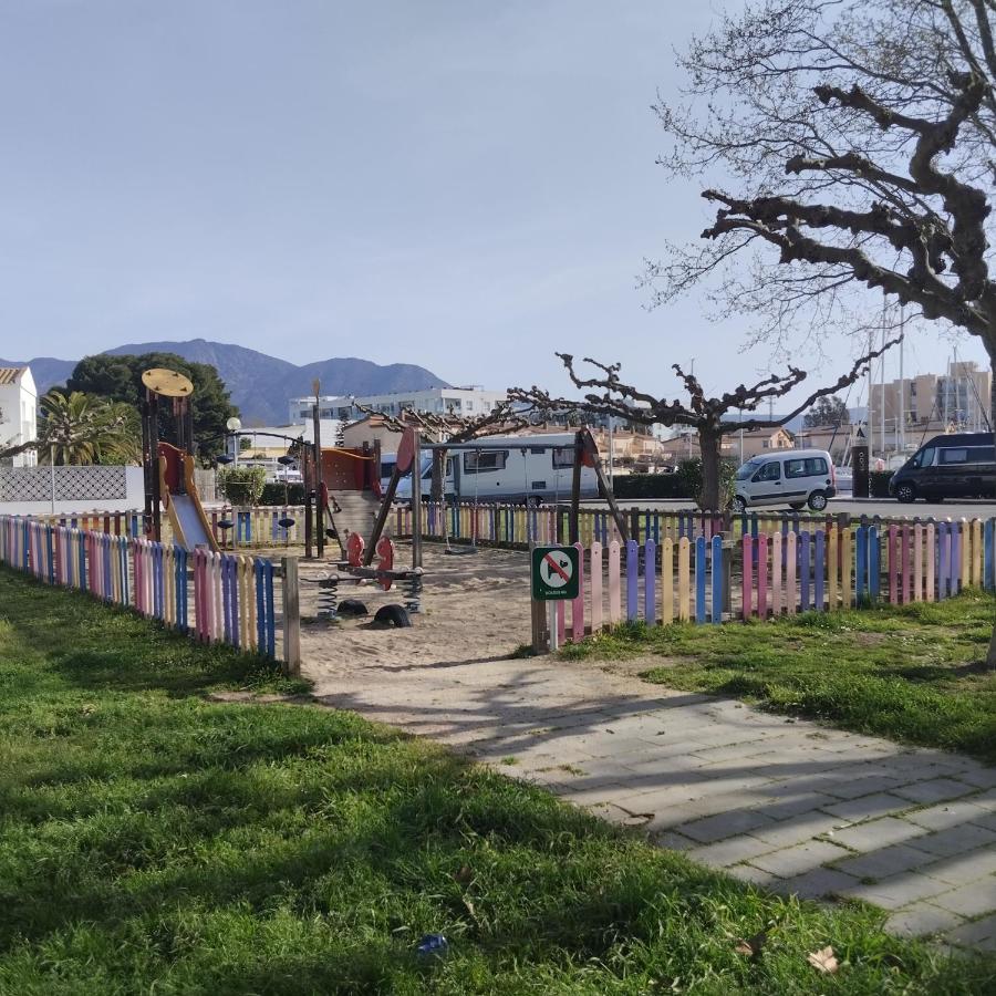 Atico Of 3 Rooms, Total 130M² Just For You With A 60 M² Terrace, Swimming Pool, Mountain And Marina View. Rosas Exterior foto